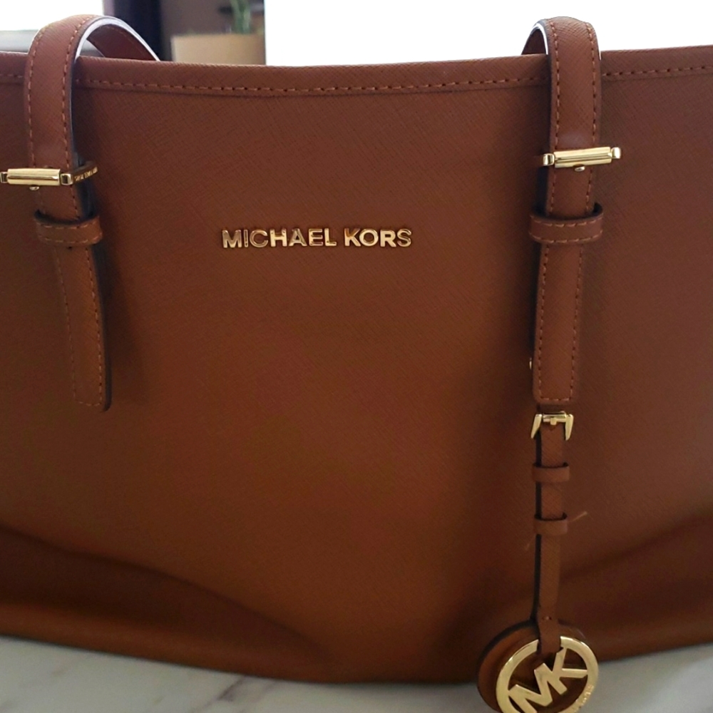 MK Purse 👛